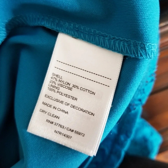 NWT Laundry Shelli Segal Bell Sleeve Lace Dress 8 - Picture 8 of 8